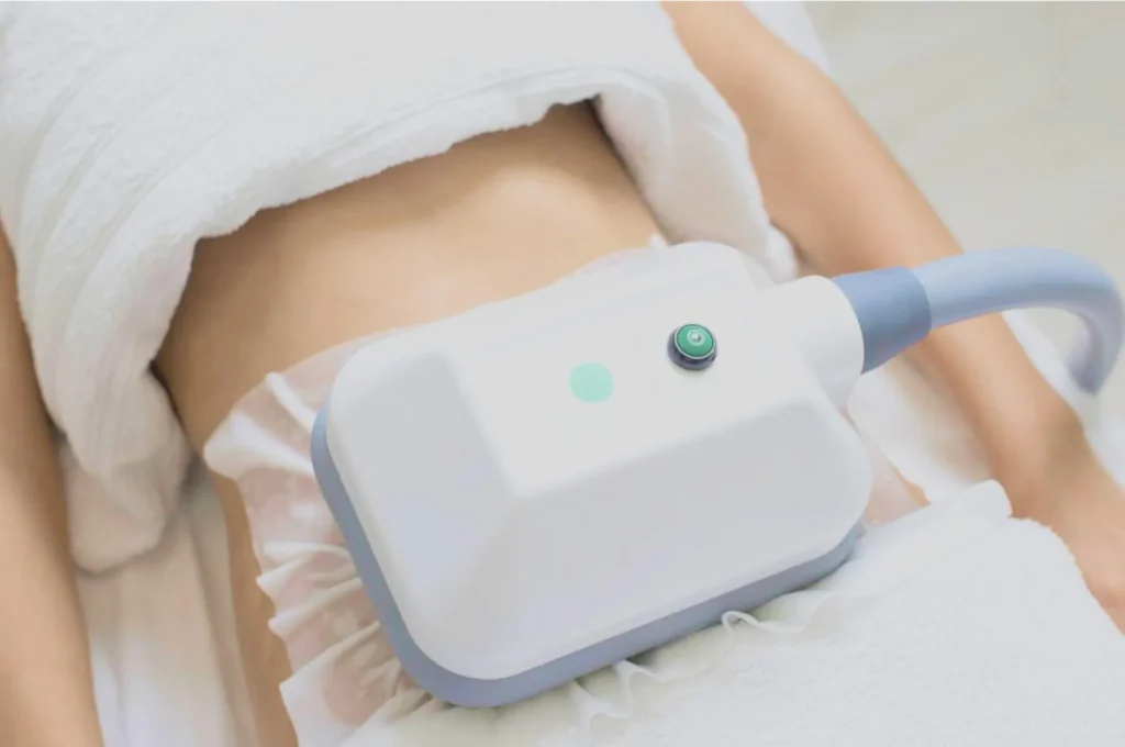 How Fat Freezing and HIFU Work Together? 3 advantages to combining Fat Freezing and HIFU Walton-on-Thames